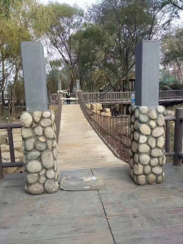 木质吊桥